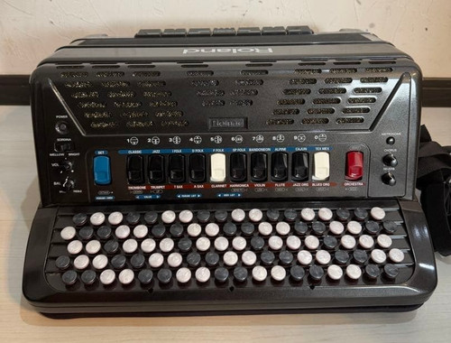Roland digital button - roland,