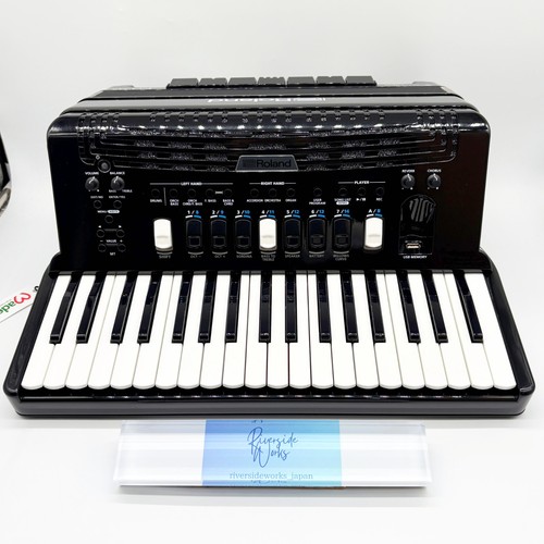 Roland v accordion - roland, bk